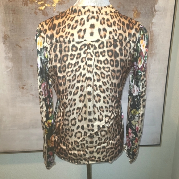 GENERATION LOVE / WOMEN /TOPS / BLOUSESGENERATIONLOVEKENZIE WRAP TOP - FLORA - Picture 2 of 10